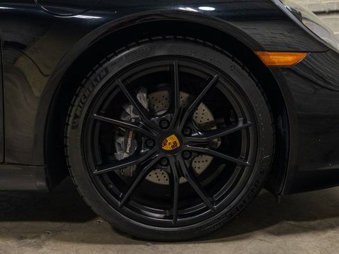 Used 2019 Porsche 911 Carrera RWD image 28