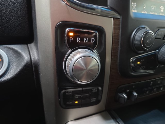 Used 2017 RAM 1500 Laramie w/ Convenience Group AWD/4WD image 24