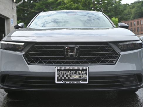 Used 2024 Honda Accord Sport image 8
