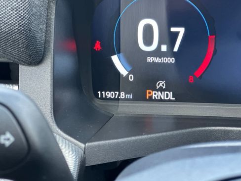 Certified 2025 Ford Explorer ST-Line image 26