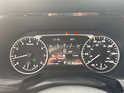 Used 2023 Nissan Pathfinder SL w/ SL Premium Package AWD/4WD image 41
