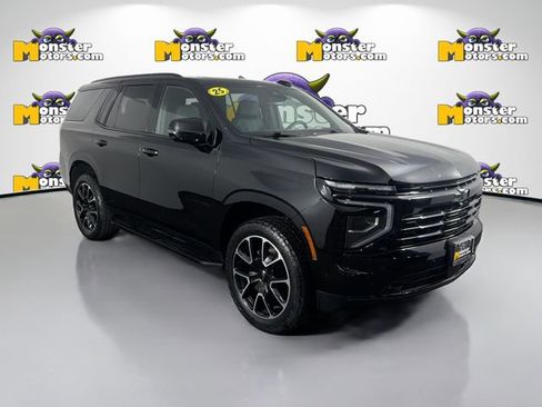 Used 2025 Chevrolet Tahoe RST w/ Comfort Package image 3