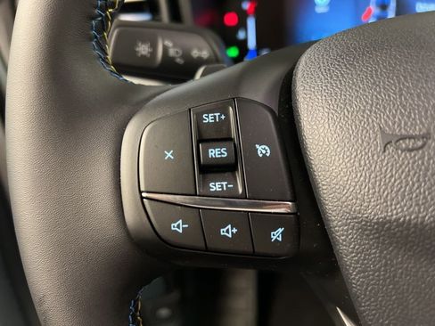 New 2025 Ford Maverick Lobo image 15