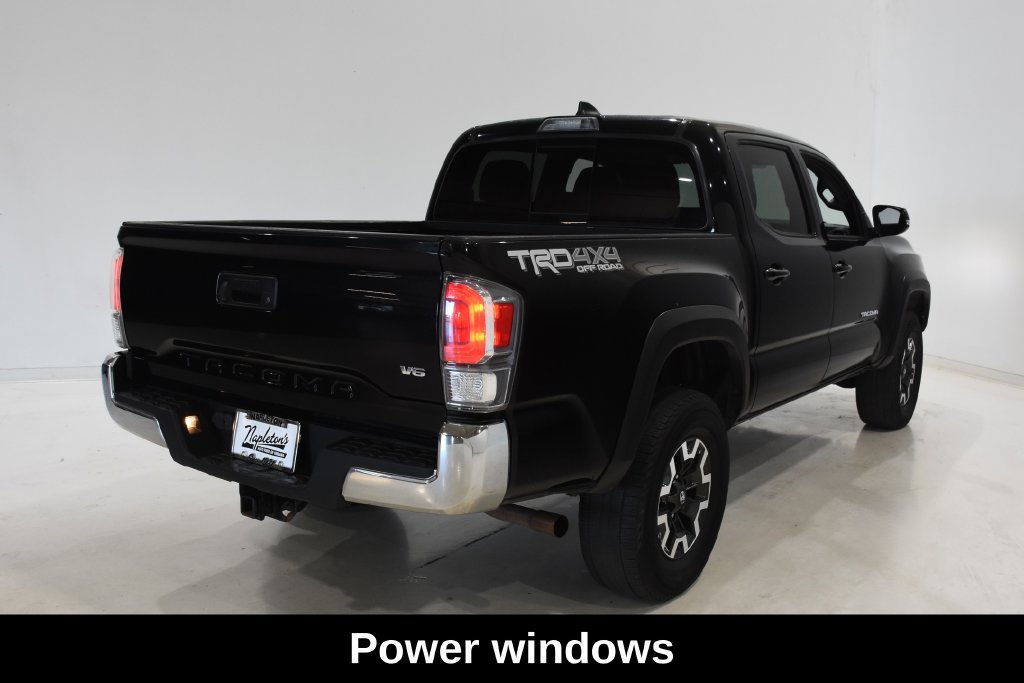 Used 2020 Toyota Tacoma TRD Off-Road AWD/4WD image 4