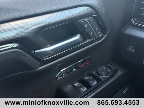 Used 2023 GMC Sierra 1500 AT4 w/ Technology Package AWD/4WD image 25
