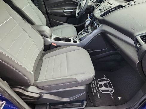 Used 2015 Ford Escape SE image 15