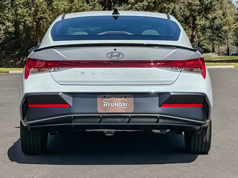 New 2026 Hyundai Elantra SEL Sport Premium FWD image 5