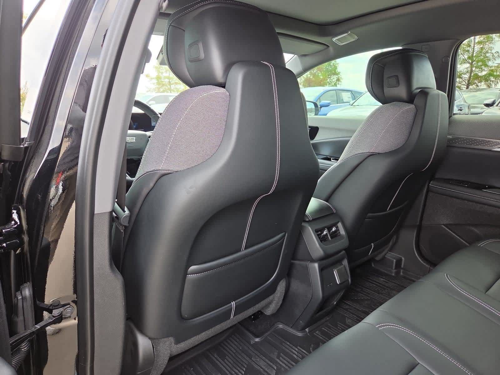 Used 2026 Cadillac Optiq Sport 1 w/ LPO, Floor Liner Package RWD image 17