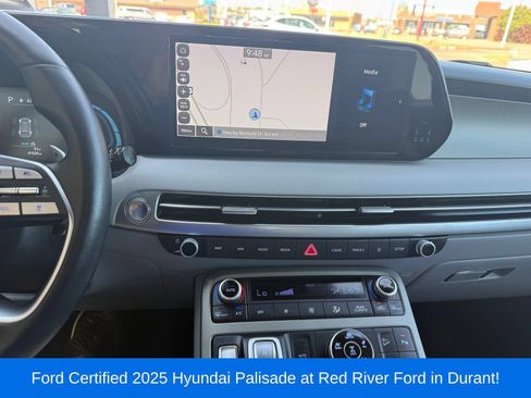 Used 2025 Hyundai Palisade SEL AWD/4WD image 15