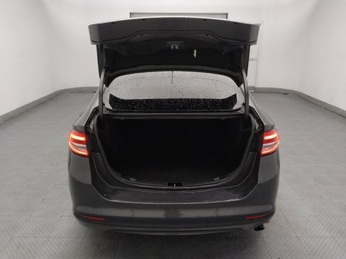 Used 2018 Ford Fusion SE FWD image 29