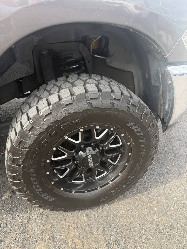 Used 2015 RAM 3500 SLT AWD/4WD image 16