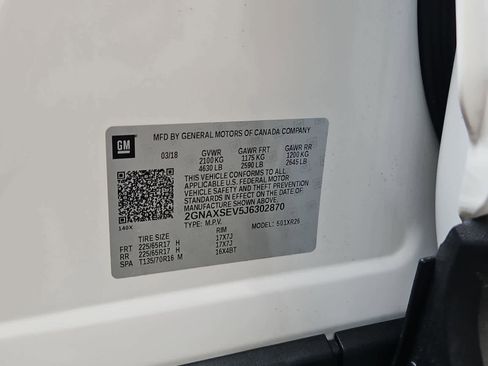 Used 2018 Chevrolet Equinox LT AWD/4WD image 35