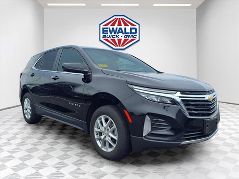 Certified 2024 Chevrolet Equinox LT AWD/4WD image 2
