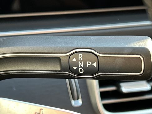 Certified 2025 Mercedes-Benz GLE 450e 4MATIC image 39