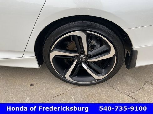 Used 2022 Honda Accord Sport image 10
