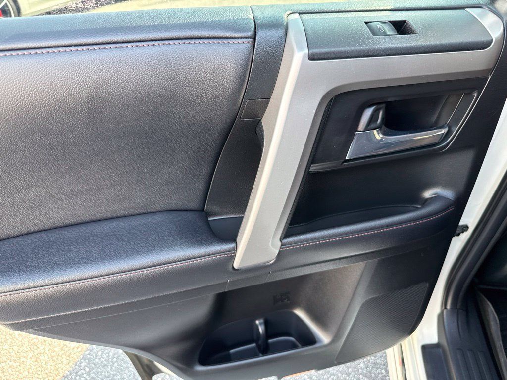 Used 2018 Toyota 4Runner Limited AWD/4WD image 14