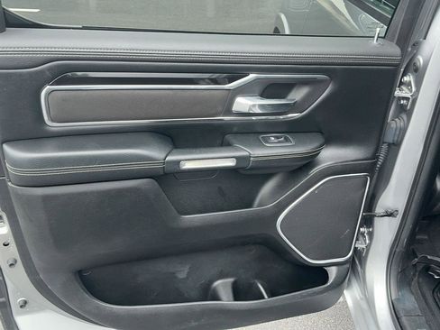 Used 2019 RAM 1500 Laramie image 12