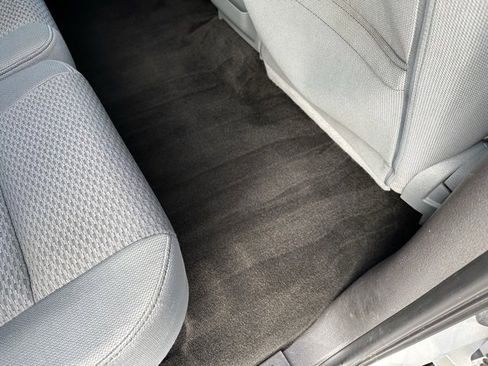 Used 2012 Ford F150 XLT w/ XLT Chrome Pkg image 17