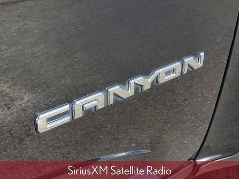 Used 2016 GMC Canyon SLT w/ Driver Alert Package AWD/4WD image 7