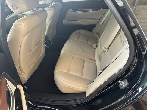 Used 2019 Cadillac XTS Luxury FWD image 13