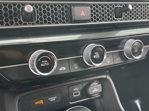 Used 2022 Honda Civic Sport image 26