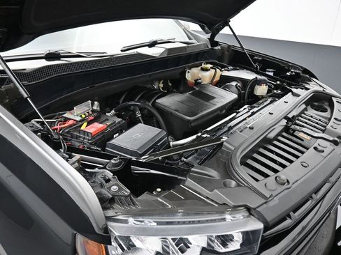 Used 2019 Chevrolet Silverado 1500 LT Trail Boss image 56