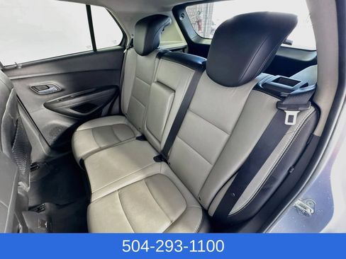 Used 2015 Chevrolet Trax LTZ FWD image 24