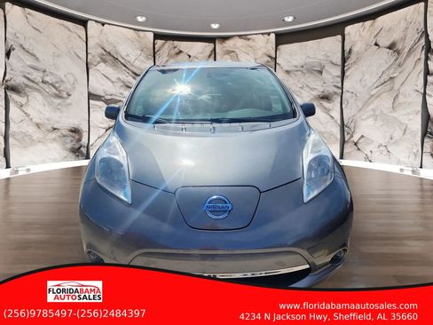 Used 2015 Nissan Leaf S FWD image 2