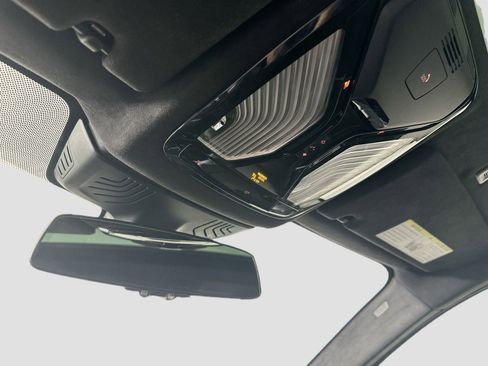 Used 2018 BMW M550i xDrive image 21