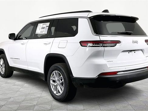 New 2025 Jeep Grand Cherokee L Laredo image 4