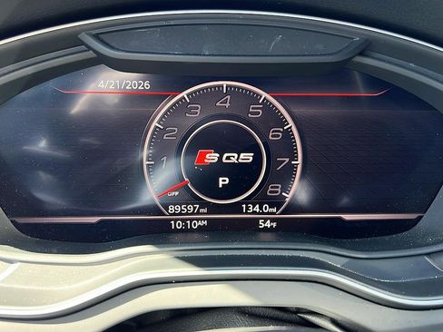 Used 2018 Audi SQ5 Premium Plus image 13