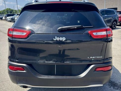 Used 2015 Jeep Cherokee Limited w/ Luxury Group FWD image 4