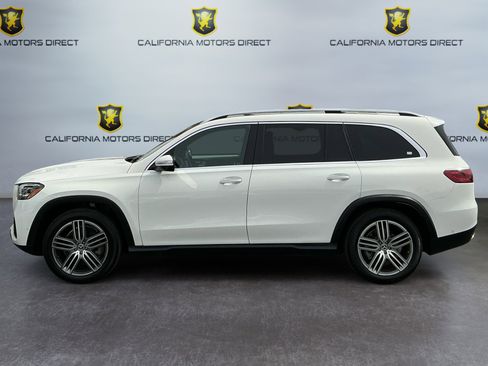 Used 2024 Mercedes-Benz GLS 450 4MATIC image 2