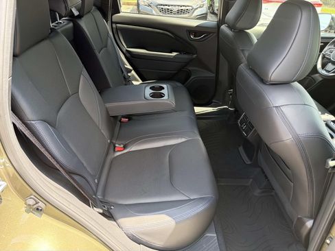 Used 2025 Subaru Forester Limited w/ Popular Package AWD/4WD image 15