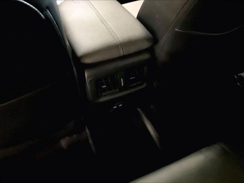 Used 2023 Toyota RAV4 XLE Premium image 28