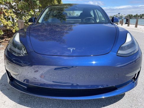 Used 2021 Tesla Model 3 Long Range image 4