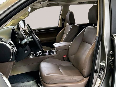 Used 2023 Lexus GX 460 Premium image 16