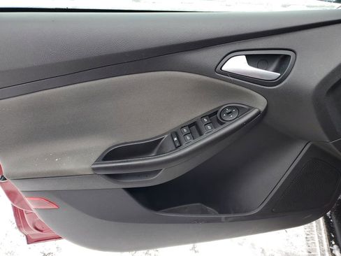 Used 2014 Ford Focus SE image 19