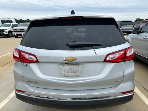 Used 2018 Chevrolet Equinox LT FWD image 6