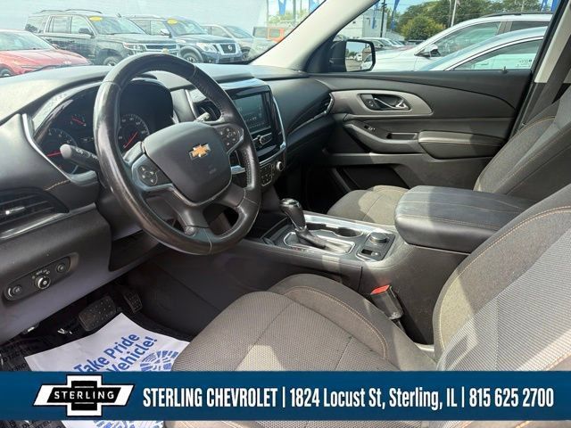 Used 2018 Chevrolet Traverse LT w/ LPO, Floor Liner Package FWD image 10