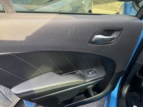 Used 2018 Dodge Charger R/T w/ Plus Group image 8
