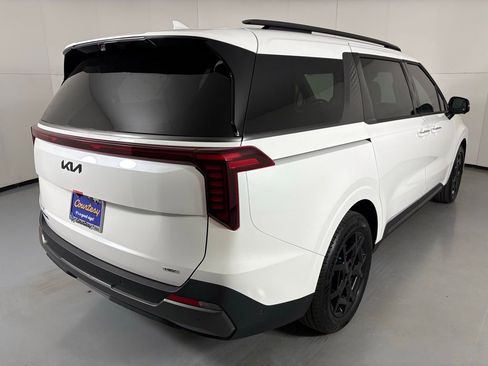 New 2026 Kia Carnival SX Prestige image 8