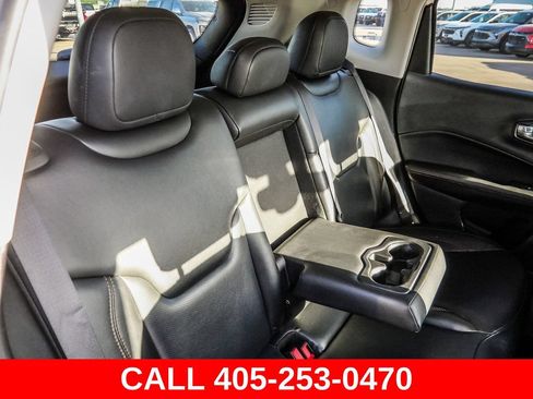 Used 2019 Jeep Compass Limited FWD image 23