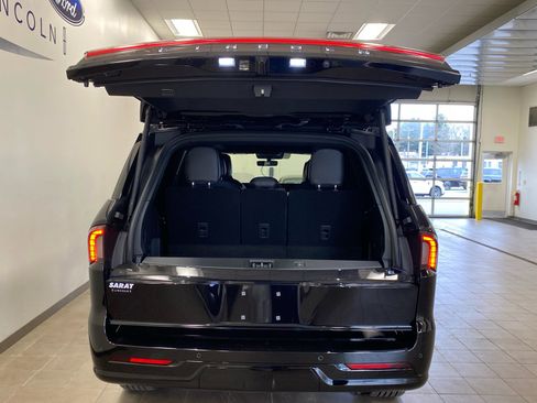 New 2026 Lincoln Navigator Black Label image 7