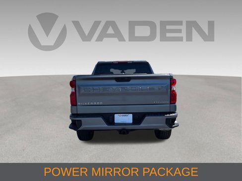 Used 2022 Chevrolet Silverado 1500 Custom RWD image 4
