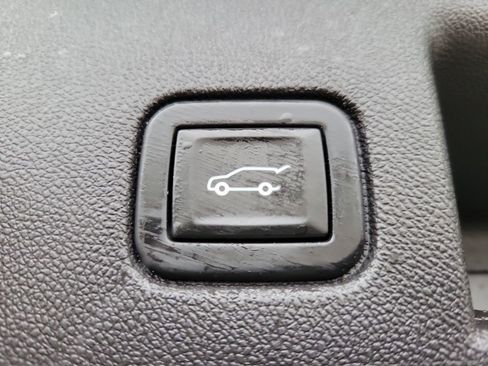 Certified 2024 Chevrolet Equinox RS image 9