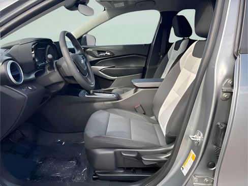 New 2026 Chevrolet Trax LS w/ Driver Confidence Package FWD image 13