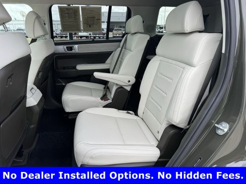 Used 2025 Hyundai Santa Fe Calligraphy FWD image 25