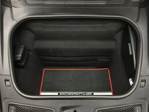 Used 2026 Porsche 911 GT3 RWD image 38