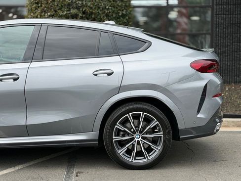 Used 2025 BMW X6 xDrive40i image 11